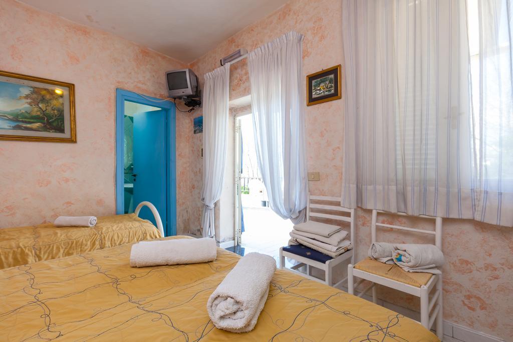 Affittacamere Nitrodi Experience Barano dʼIschia Esterno foto