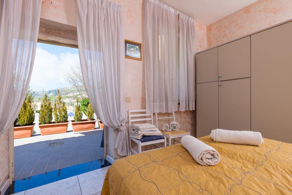 Affittacamere Nitrodi Experience Barano dʼIschia Esterno foto